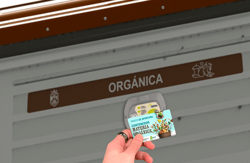montaje-lector-tarjetas-con-mano